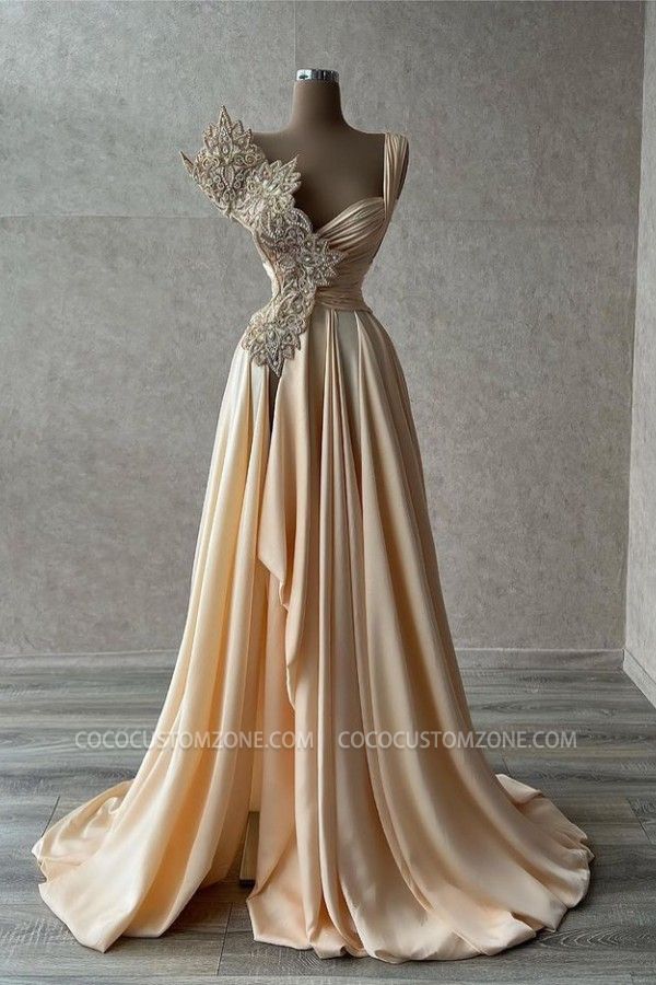 Designer A-Line Floor Appliqué Evening Gown | Elegant Asymmetric Ball Gown