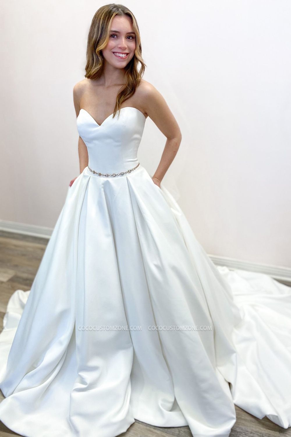 Simple A-line Ruffle Pockets Mopping Sweetheart Backless Wedding Dress