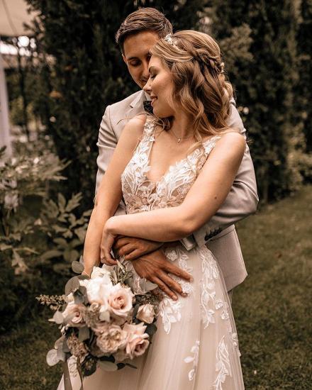 Elegant V-neck A-line sleeveless lace wedding dress_7