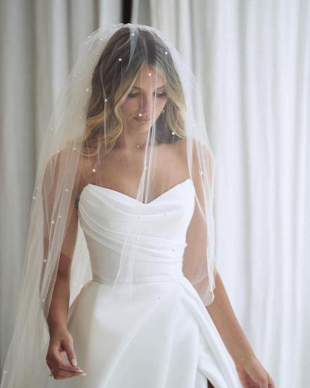 Simple A-line trailing heart-shaped slit sleeveless wedding dress_4