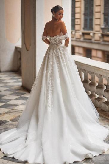 A-line Tulle Lace Wedding Dress With Flowers_2