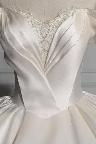 Romantic Off-the-shoulder Satin Ball Wedding Dress_3