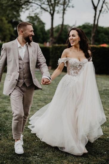 Simple Off the Shoulder  A-line Lace Tulle Wedding Dress_2