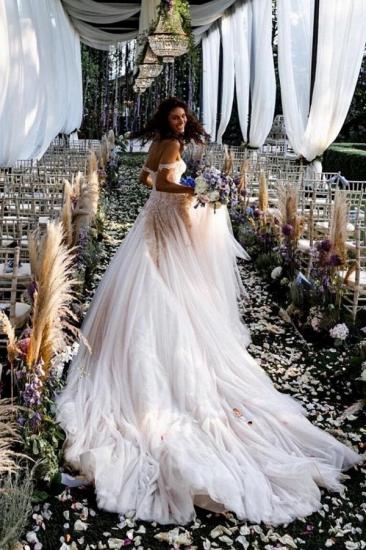 Vintage A-Line Card Shoulder Lace and Tulle Wedding Dress_6