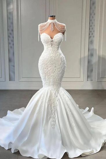 Luxurious Halter Neck Sweetheart Mermaid Lace Wedding Dress with Beads