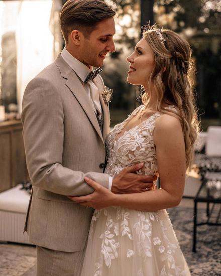 Elegant V-neck A-line sleeveless lace wedding dress_3